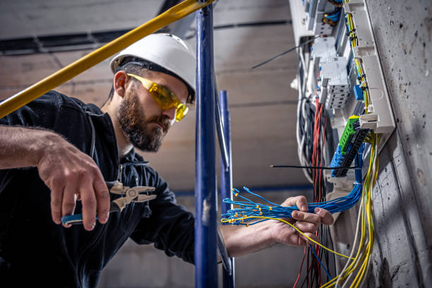 Best Affordable Electrician  in Coshocton, OH